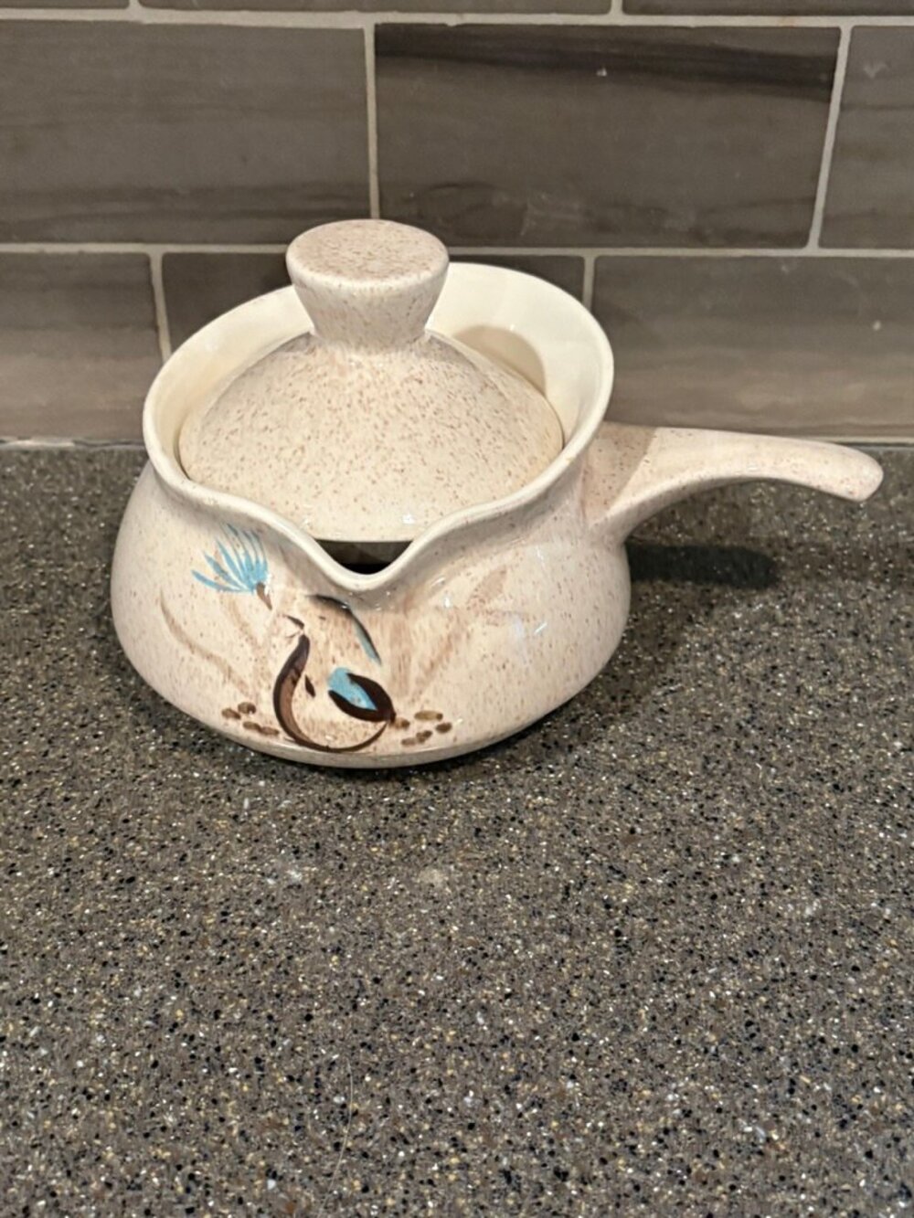 Vtg Red Wing Bob White covered gravy sauce boat, pristine MCM